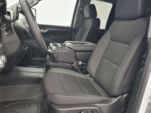 New 2026 GMC Sierra 2500 SLE w/ SLE Value Package; image 6