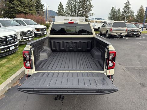 New 2025 Ford Ranger Lariat w/ FX4 Off-Road Package image 7