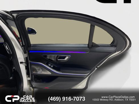 Used 2022 Mercedes-Benz S 500 4MATIC w/ AMG Line Package image 28