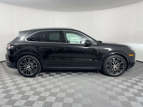 New 2026 Porsche Cayenne AWD/4WD image 8