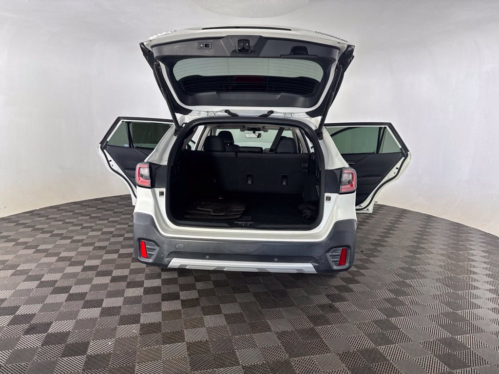 Used 2020 Subaru Outback Limited AWD/4WD image 25
