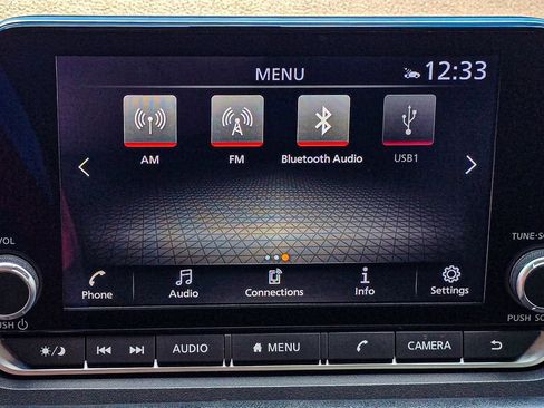 Used 2023 Nissan Rogue SV AWD/4WD image 16