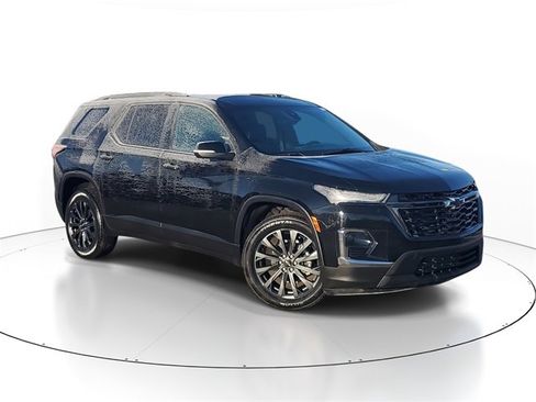 Certified 2023 Chevrolet Traverse RS image 33