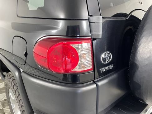 Used 2007 Toyota FJ Cruiser 4WD image 21