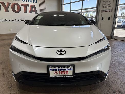 New 2026 Toyota Prius Plug-In Hybrid FWD image 5