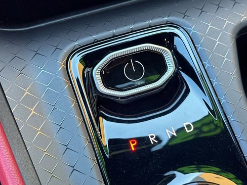 Used 2024 Jeep Wagoneer Launch Edition image 28