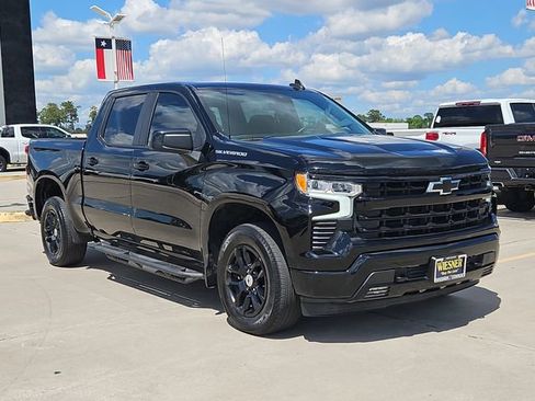 Used 2024 Chevrolet Silverado 1500 RST image 3