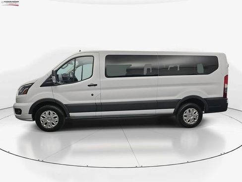 Used 2023 Ford Transit 350 XLT image 6
