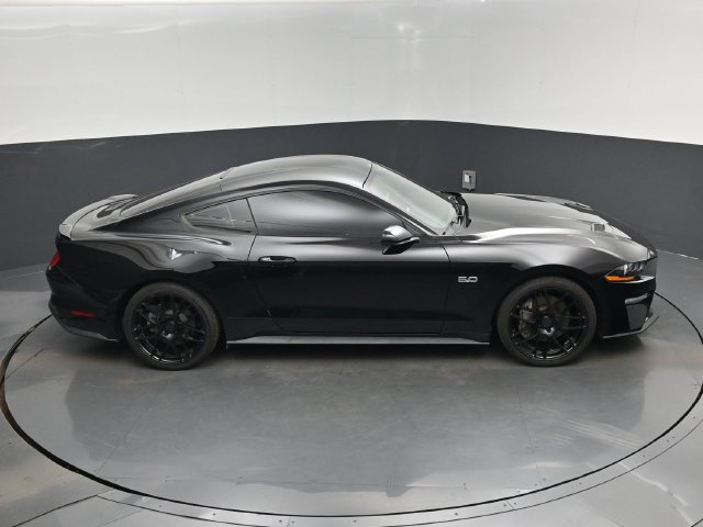 Used 2018 Ford Mustang GT RWD image 13