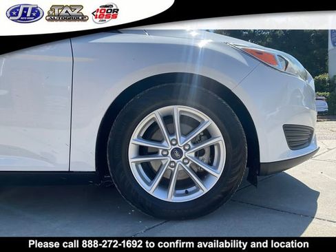 Used 2018 Ford Focus SE image 9
