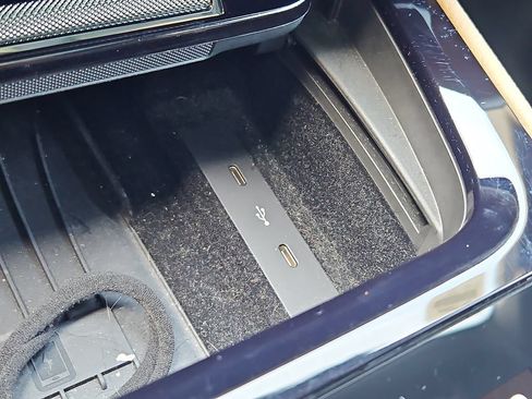 Certified 2024 Porsche Cayenne AWD/4WD image 21