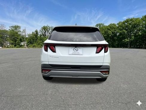 Used 2025 Hyundai Tucson SEL FWD image 7