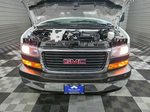 Used 2019 GMC Savana 2500 w/ Driver Convenience Package image 28