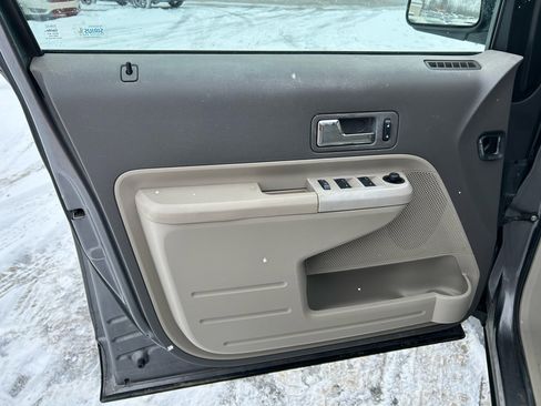 Used 2009 Ford Edge SEL image 14