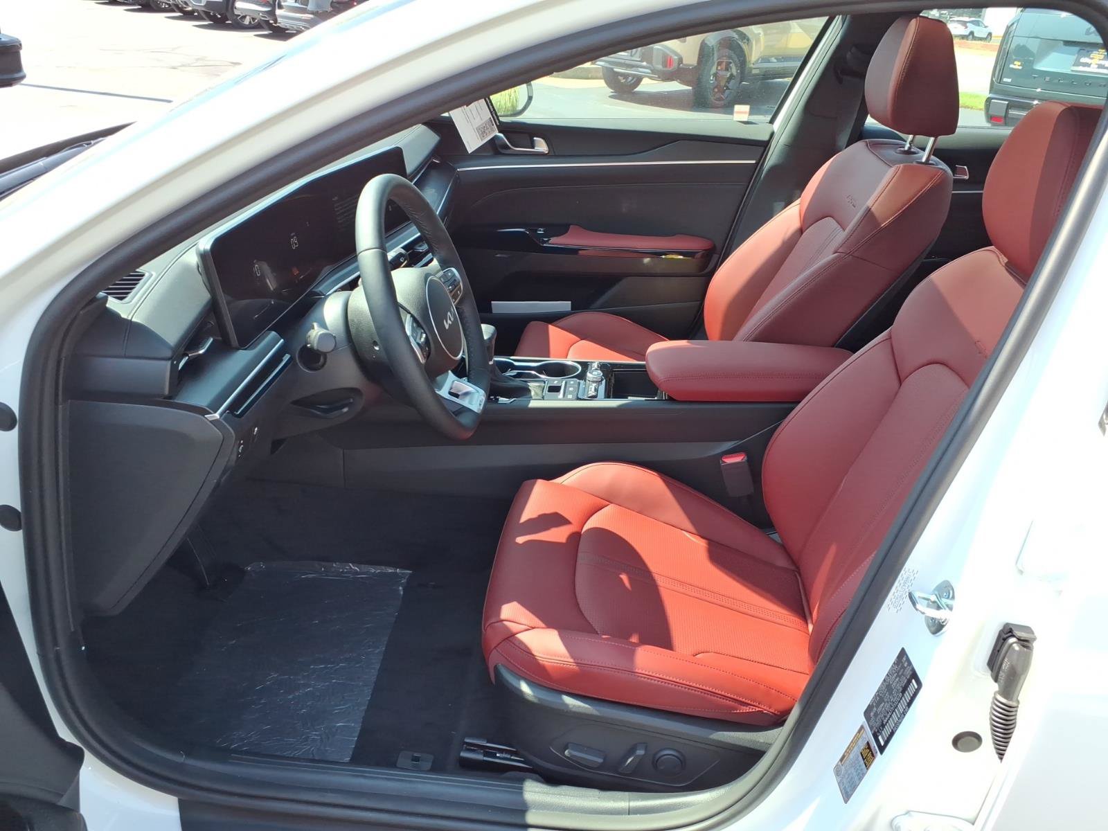 New 2026 Kia K5 GT-Line w/ GT-Line Premium Package AWD/4WD image 4