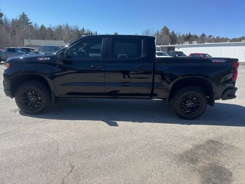 Used 2022 Chevrolet Silverado 1500 LT Trail Boss w/ Convenience Package II image 3