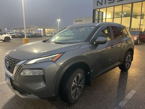 Used 2023 Nissan Rogue SV w/ SV Premium B Package image 1