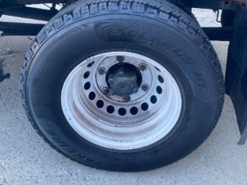 Used 2016 Freightliner Sprinter 3500 image 24