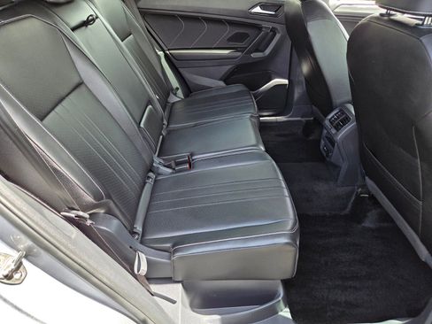 Used 2024 Volkswagen Tiguan SE R-Line image 21