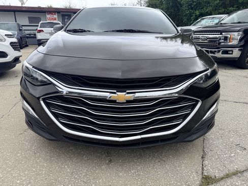 Used 2021 Chevrolet Malibu LS image 2