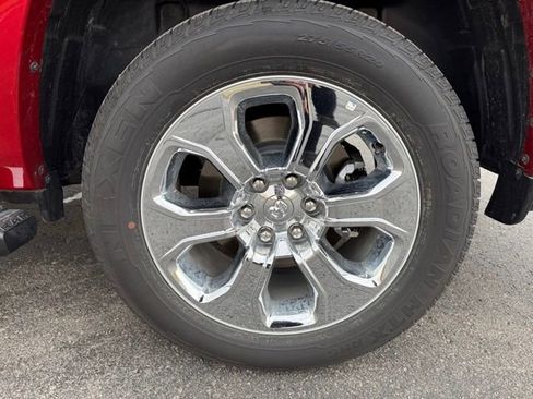 New 2026 RAM 1500 4x4 Crew Cab image 10