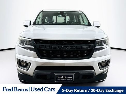 Used 2019 Chevrolet Colorado Z71 AWD/4WD image 2