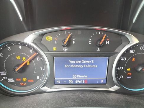 Used 2019 Chevrolet Equinox Premier image 8