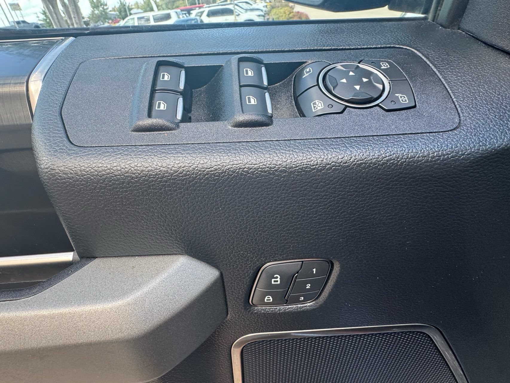 Used 2020 Ford F150 Raptor w/ Equipment Group 802A Luxury AWD/4WD image 27