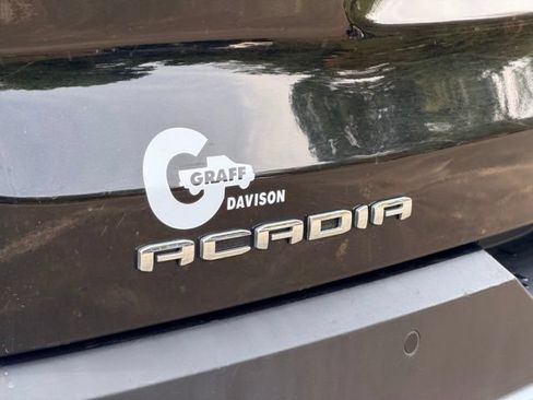 Used 2020 GMC Acadia SLE w/ Driver Convenience Package FWD image 30