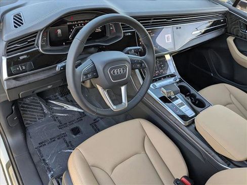 New 2025 Audi Q7 3.0T Premium Plus image 3