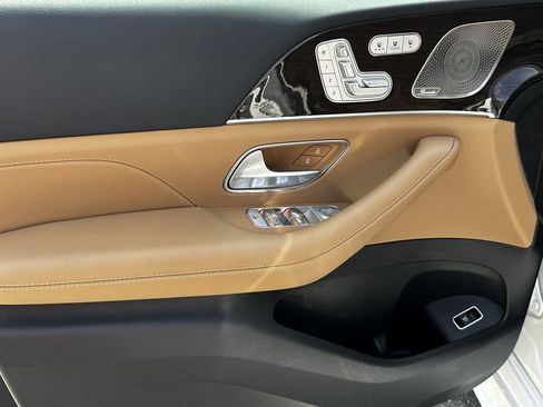Certified 2025 Mercedes-Benz GLE 350 4MATIC image 11