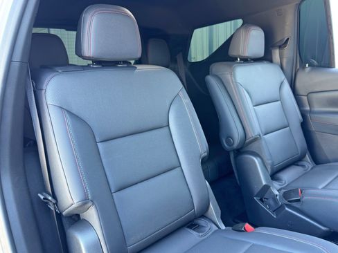 Used 2024 Chevrolet Traverse Z71 w/ Enhanced Driving Package image 34