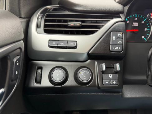 Used 2020 Chevrolet Tahoe Premier image 16