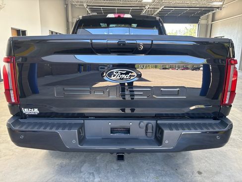 Used 2024 Ford F150 Platinum image 6