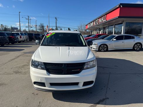 Used 2020 Dodge Journey SE w/ SE Popular Equipment Group image 8