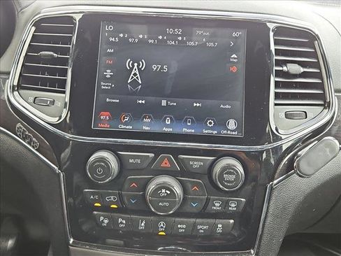 Used 2020 Jeep Grand Cherokee Overland image 15