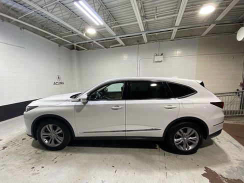 Used 2024 Acura MDX SH-AWD image 3