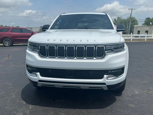 New 2025 Jeep Wagoneer Series II w/ Premium Group I image 4