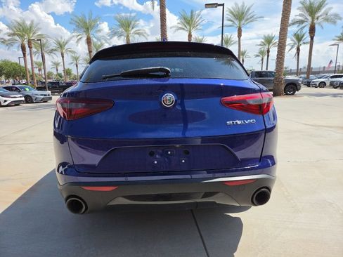 Used 2022 Alfa Romeo Stelvio Sprint RWD image 5