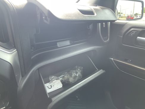 Used 2021 Chevrolet Silverado 1500 LT w/ LPO, Dark Essentials Package image 32