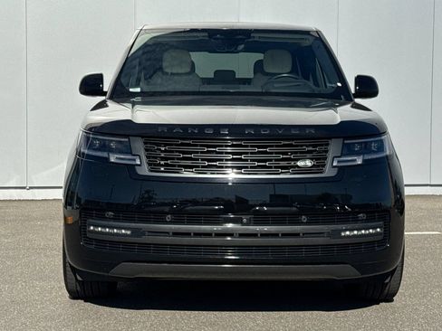 Certified 2025 Land Rover Range Rover SE AWD/4WD image 8