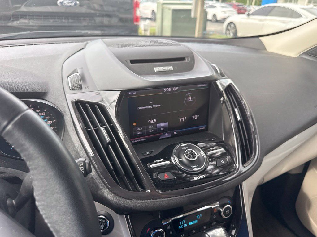 Used 2013 Ford Escape SEL FWD image 11
