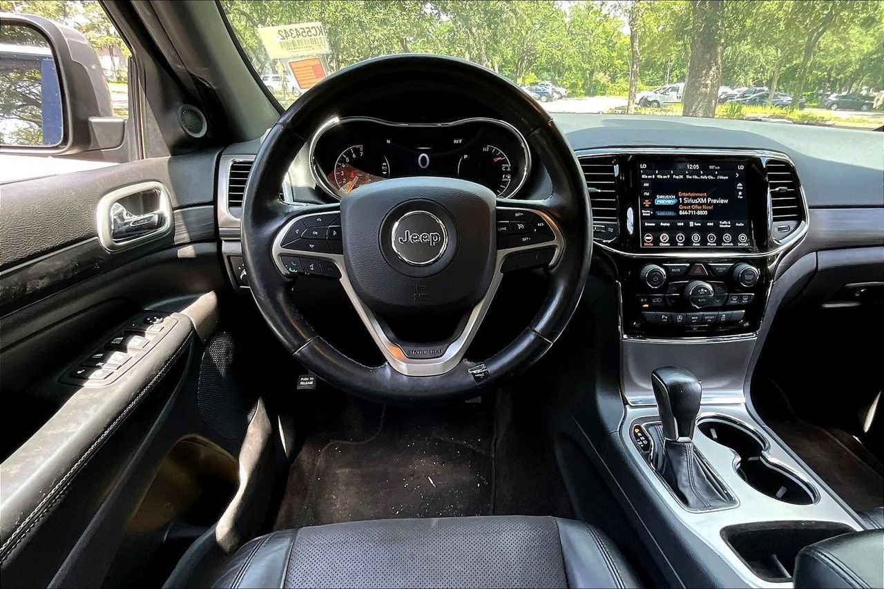 Used 2019 Jeep Grand Cherokee Altitude AWD/4WD image 8
