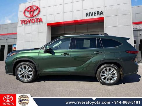 Used 2023 Toyota Highlander Limited image 8