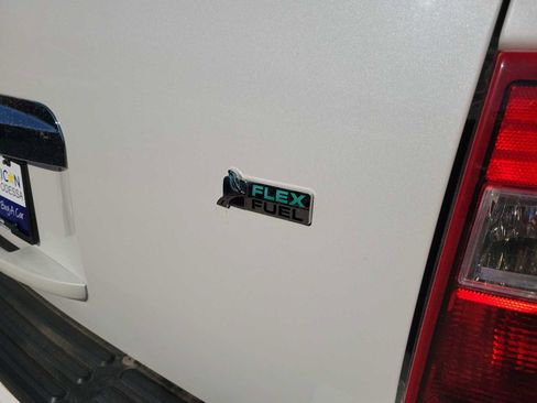 Used 2013 Ford Expedition Limited image 15