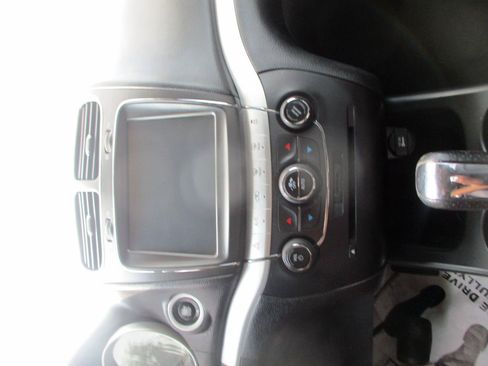Used 2018 Dodge Journey GT AWD/4WD image 13
