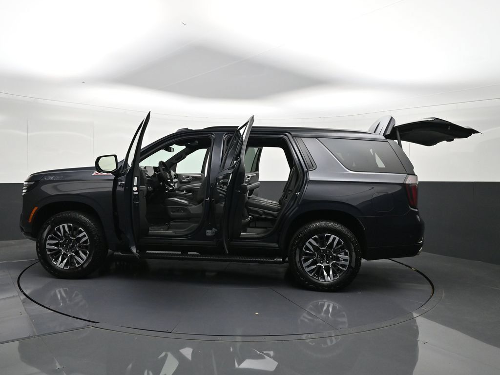 Certified 2025 Chevrolet Tahoe Z71 AWD/4WD image 43
