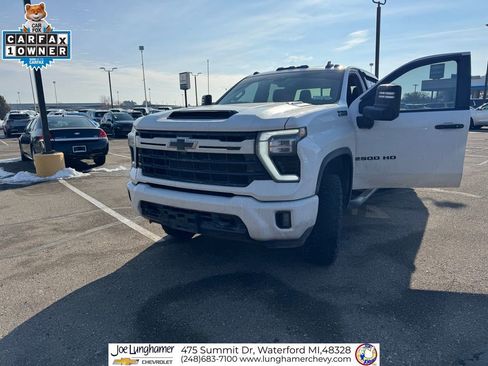Used 2024 Chevrolet Silverado 2500 LT w/ Z71 Sport Edition image 2