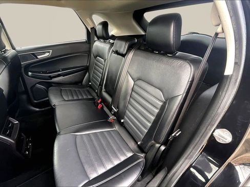 Used 2018 Ford Edge SEL w/ Equipment Group 201A image 25