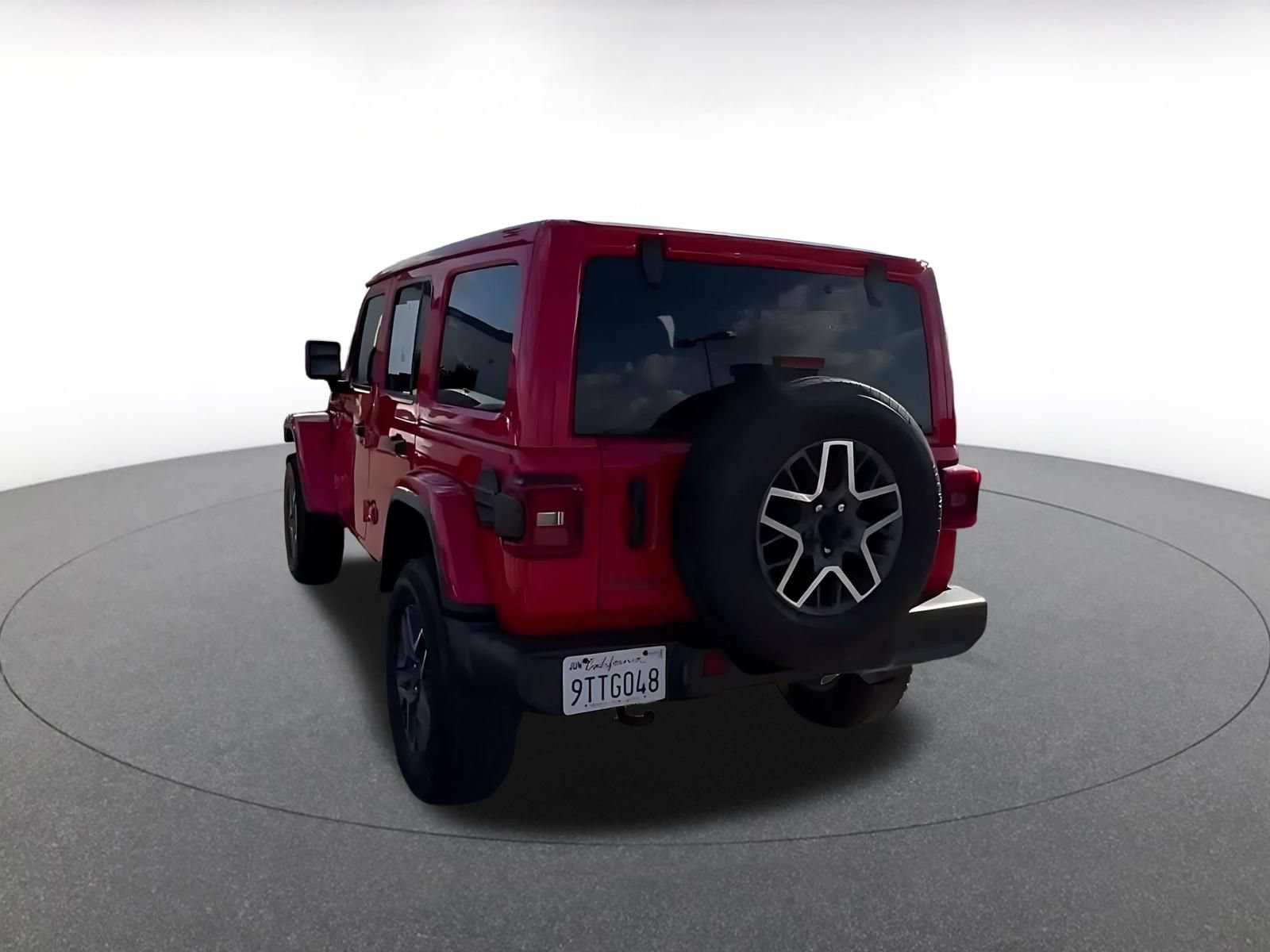 Used 2025 Jeep Wrangler Unlimited Sahara AWD/4WD image 10